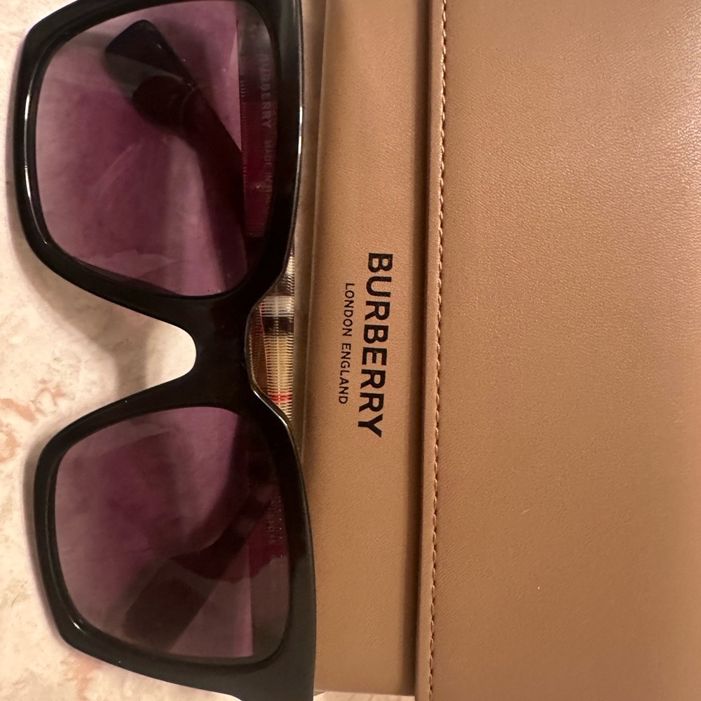 Burberry Black Sunglasses